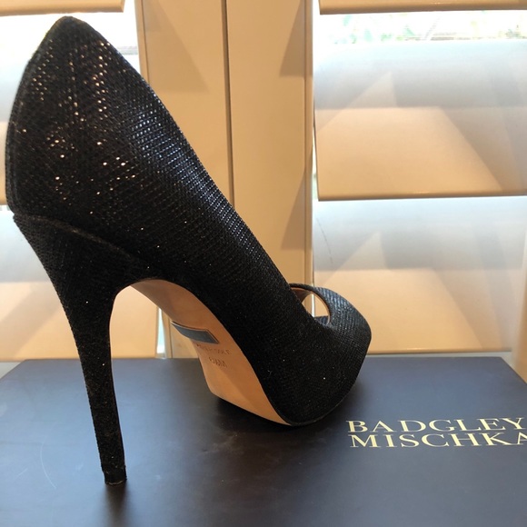 Badgley Mischka Kassidy II Size 6.5 - Picture 8 of 12